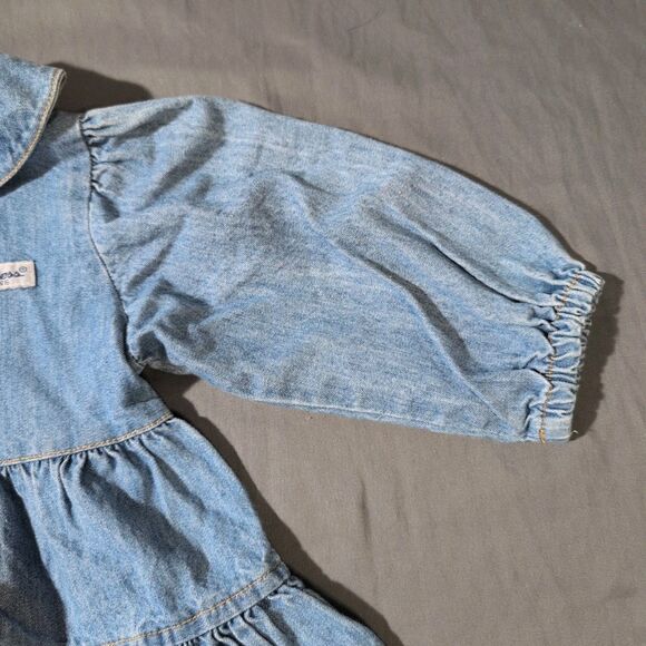 Vintage Baby Guess Denim Ruffle Dress Size 24 Months Button Up Tiered Blue CUTE - Picture 3 of 11